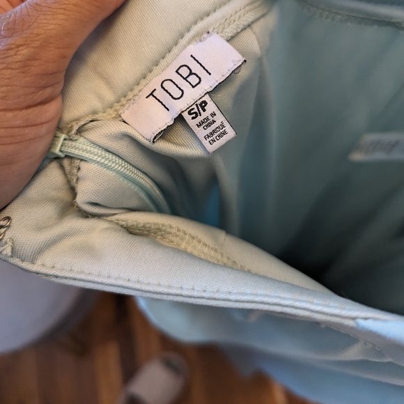 Mint Green Backless Dress - Picture 4 of 4